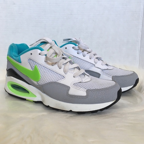 wmns air max st